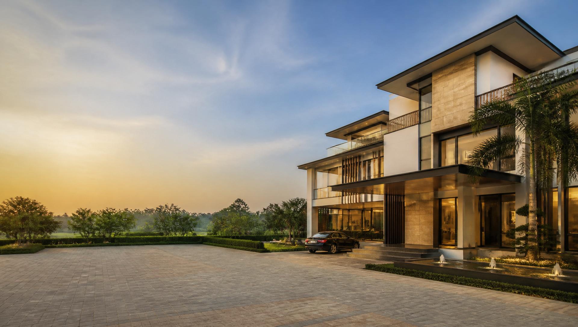 Premiera Regency exterior at golden hour